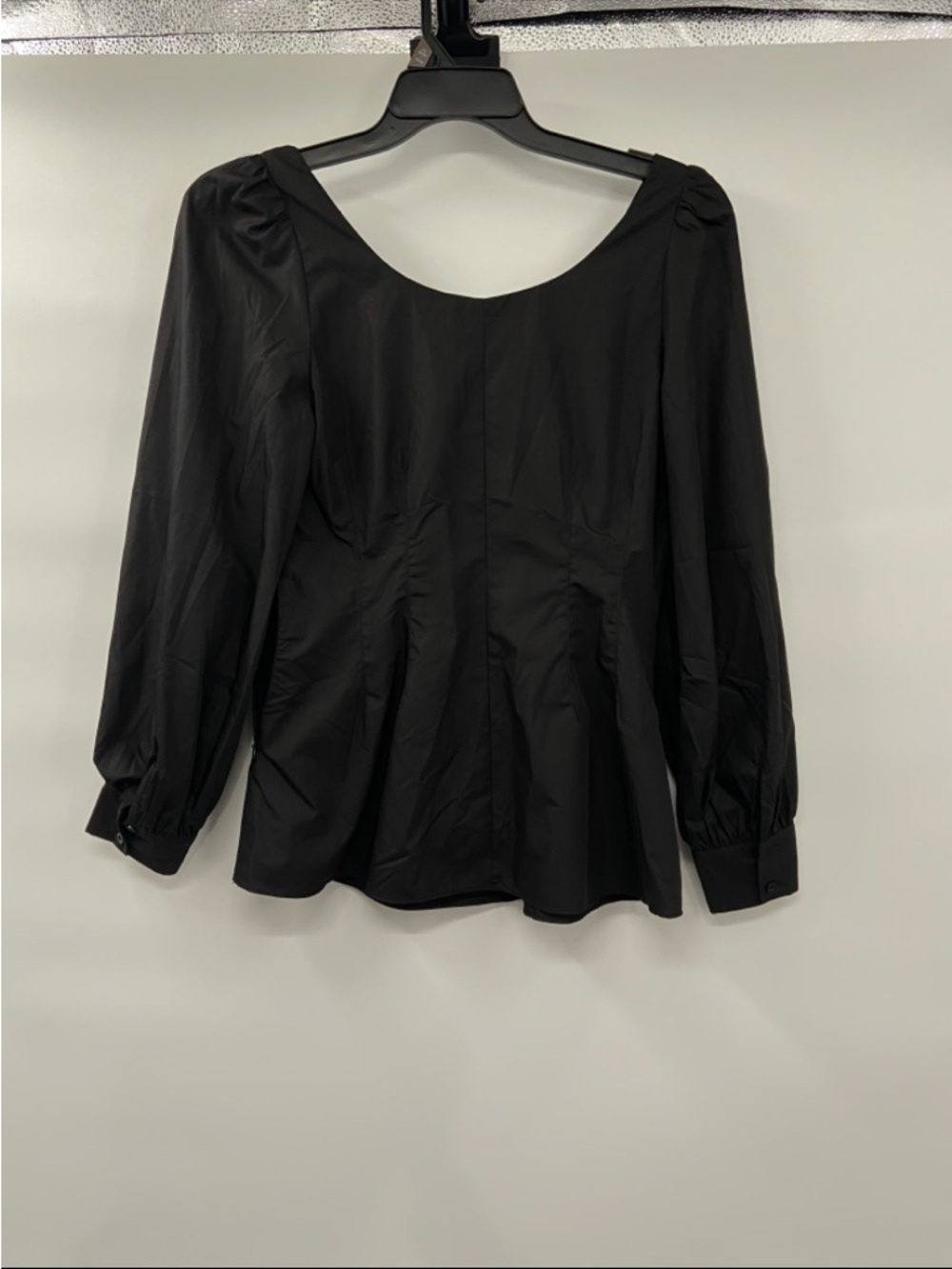 NWT Tuckernuck Pomander Place Dianne Black Blouse Sz M Fitted‎ Waist Puff Sleeve - Picture 7 of 14